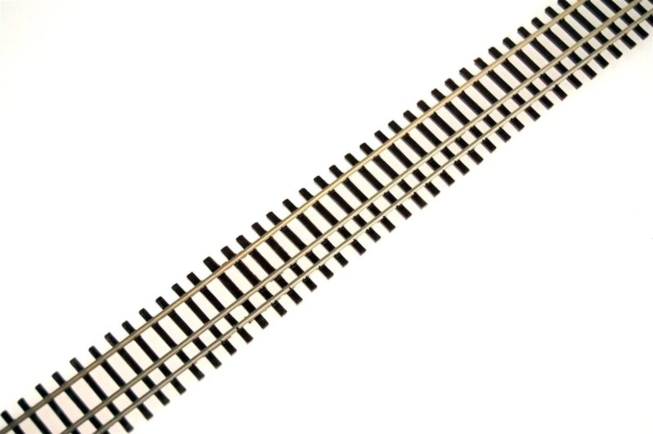 Micro Engineering Company 10-110 HO/HOn3 Code 70 36" Dual Gauge Flex-Track - Single 1 Micro Engineering Company 10-110 HO/HOn3 Code 70 36" Dual Gauge Flex-Track - Single