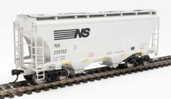 Walthers 910-7587 HO 39' Trinity 3281 2 Bay Covered Hopper NS 236102