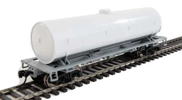 Walthers Mainline 910-48000 HO Scale 36' Chemical Tank Car Undecorated 1 Walthers Mainline 910-48000 HO Scale 36' Chemical Tank Car Undecorated